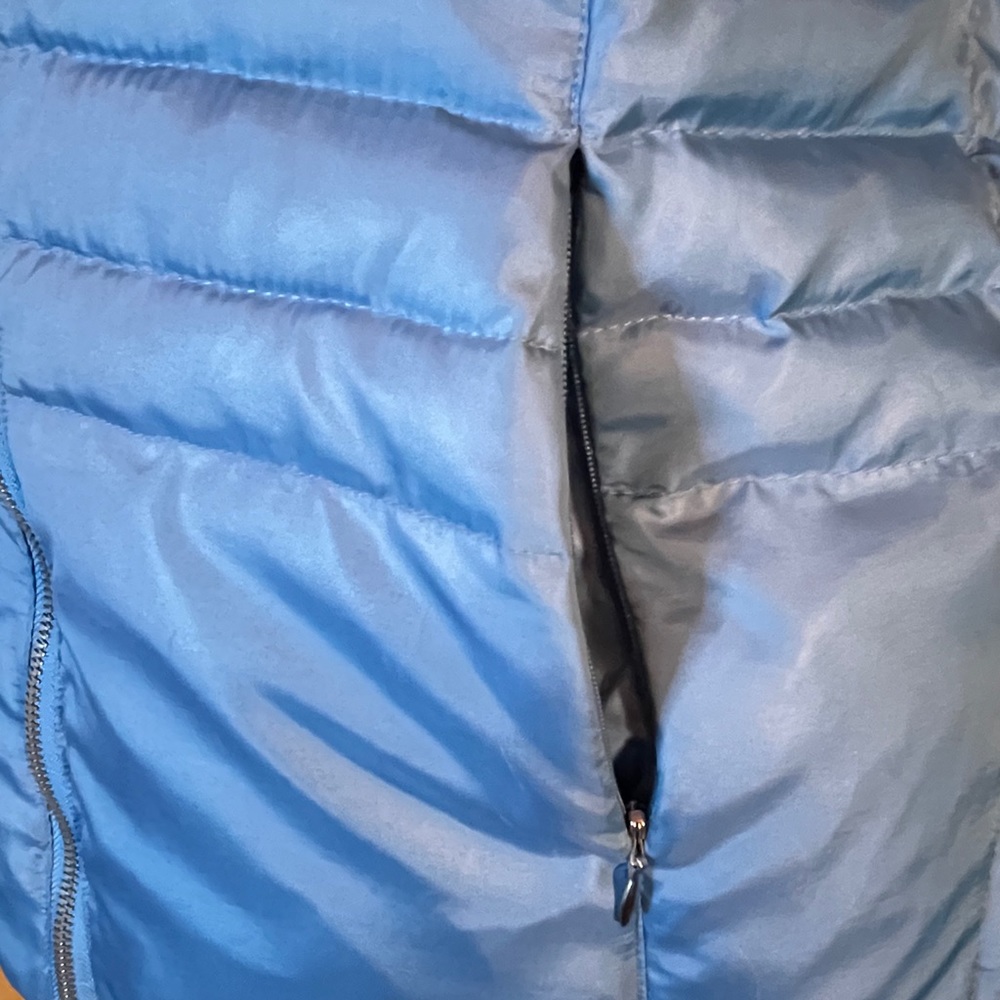 Q.U.E Down Jacket - image 3